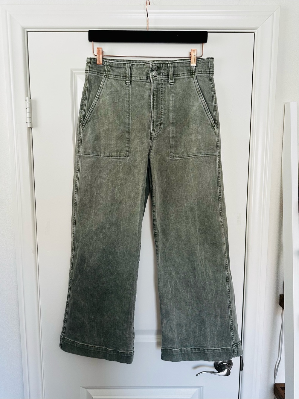 GAP Faded Green Wide Leg Cropped Jeans High Rise Casual Denim Utility Pocket